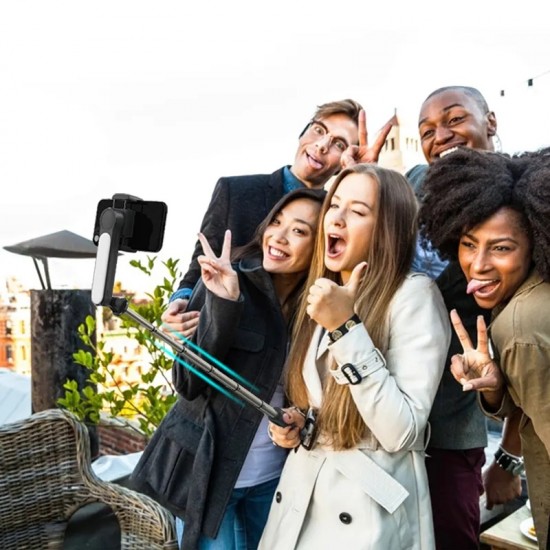 L09 Katlanabilir Cep Gimbal Işıklı Selfie Stick Bluetooth Kablosuz Uzaktan Selfie Çubuğu L09 Katlanabilir Cep Gimbal Işıklı Selfie Stick Bluetooth Kablosuz Uzaktan Selfie Çubuğu